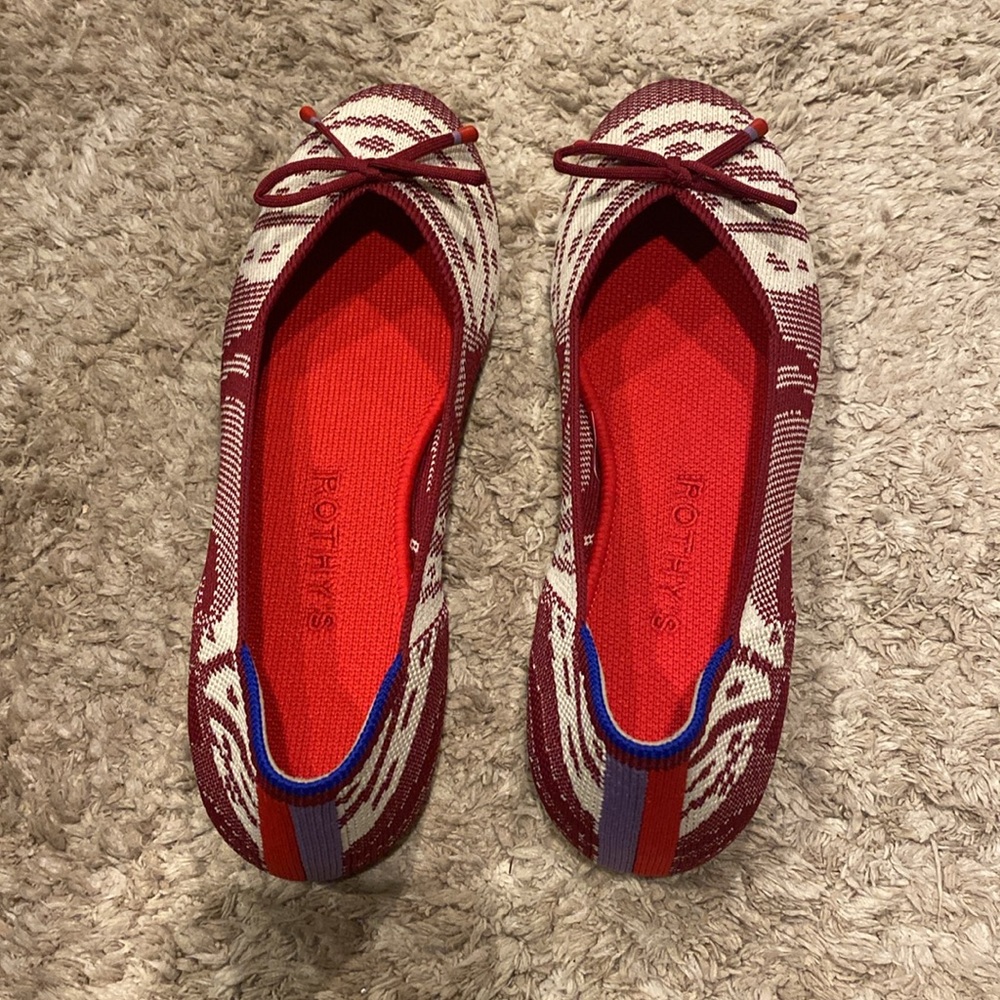 Rothy's Botanical Burgundy Bow The Flat Round Toe - Picture 5 of 9